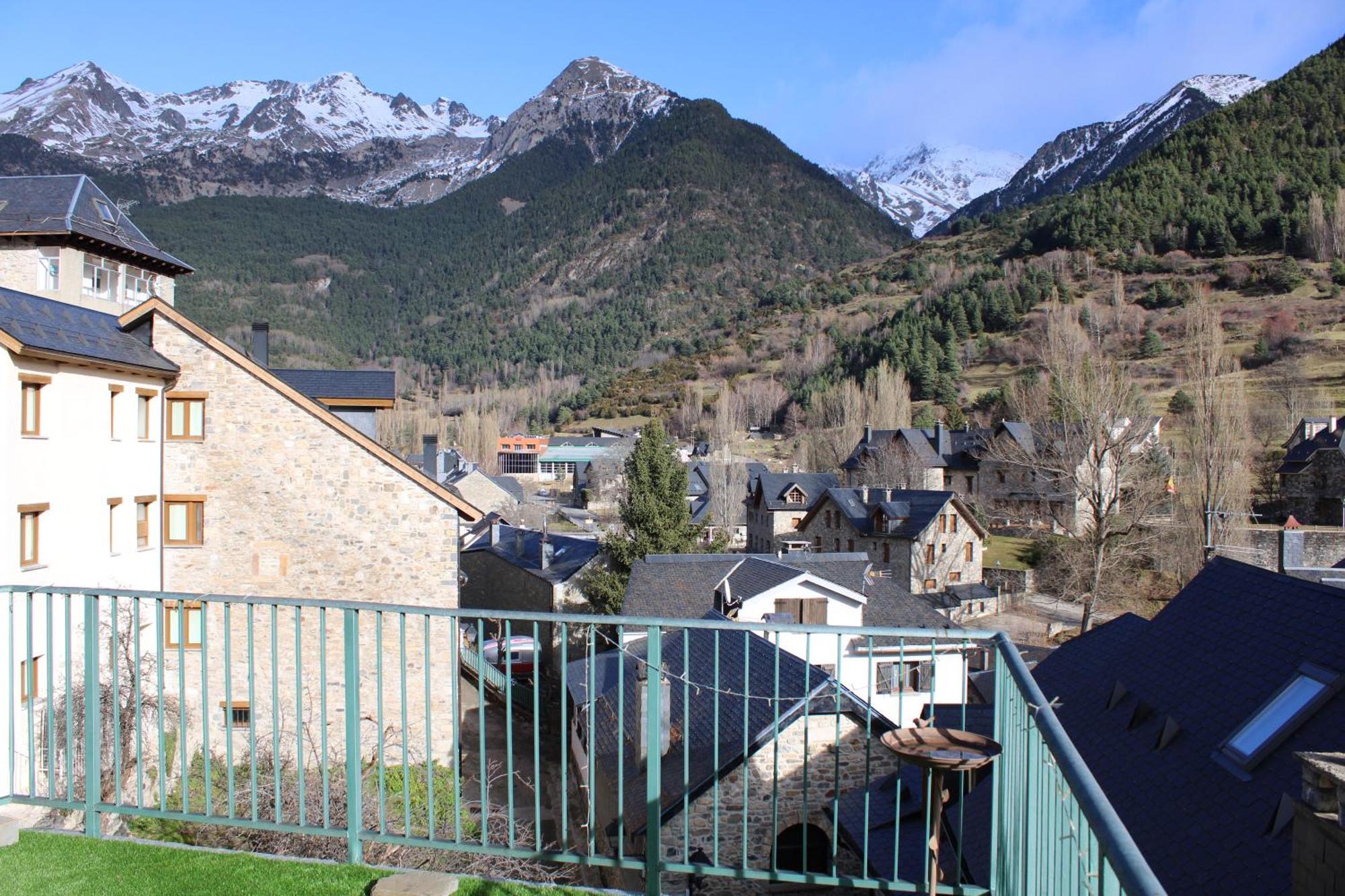 El Balcon Del Garmo Villa Sallent de Gállego Exteriör bild