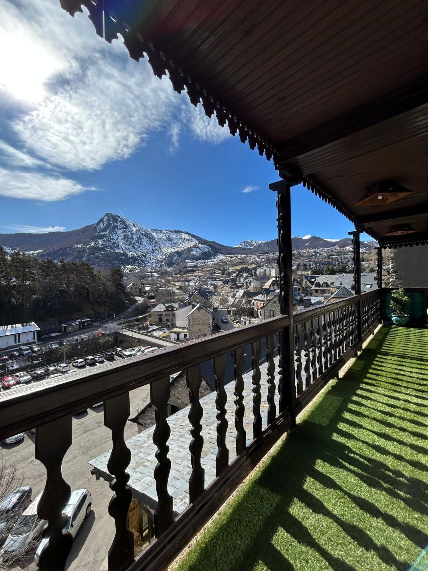 El Balcon Del Garmo Villa Sallent de Gállego Exteriör bild